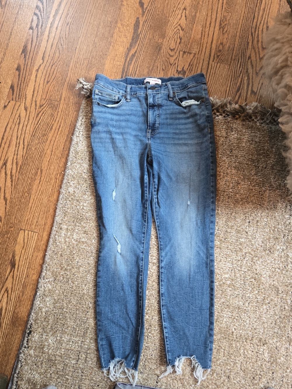 Women’s Distressed Blue Skinny Jeans